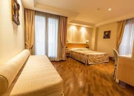 LH Hotel Domus Caesari 4