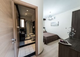 Ariston Suite 4