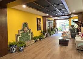 El Encanto Inn & Suites 2