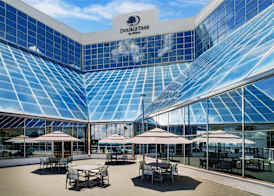DoubleTree by Hilton Orlando Airport 2