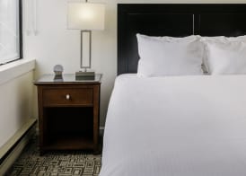 Mountain Side Hotel Whistler by Executive 3