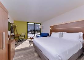 Holiday Inn Express & Suites SPRINGFIELD by IHG 2