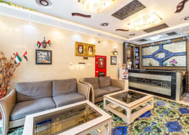 Hafez Hotel Apartments - Al Ras Metro Station 2