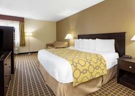 Baymont by Wyndham Harvard 5