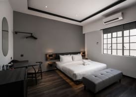 Modern Hotel Georgetown 3