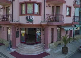 Saint George Hotel & Medical Spa 4
