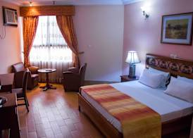 Dees Hotels, Apartments and Suites 2