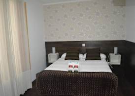 Hostal El Brezo 5