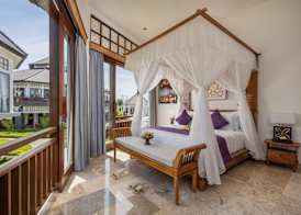 Swan Paradise A Pramana Experience 5