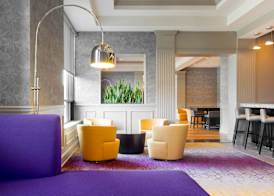 DoubleTree by Hilton Hotel Savannah Historic District 5