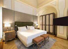 NH Collection Prague Carlo IV 4