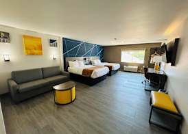 Comfort Suites Terre Haute University Area 5