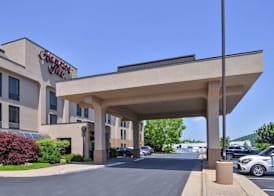 Hampton Inn Staunton 4