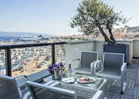 Mercure Ajaccio 4