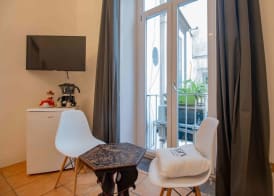 Carafa's Central Apartments 3