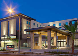 Hilton Garden Inn Irvine/Orange County Airport 2