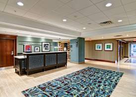 Hampton Inn by Hilton London 3
