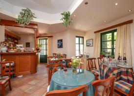 Apollon Hotel 4