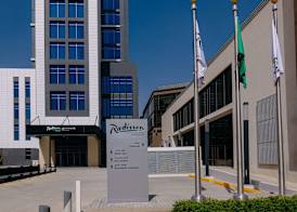 Radisson Hotel & Residence Riyadh Olaya 4