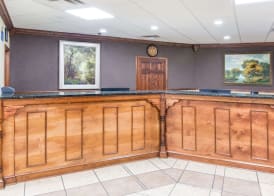 Days Inn by Wyndham Columbus-North Fort Moore 3