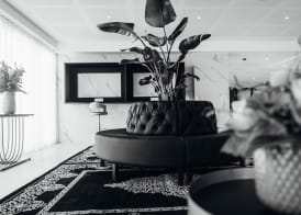 Le Barracuda & Spa, pieds dans l'eau, vue mer, espace bien-être offert 4