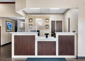 Comfort Inn & Suites North East 2