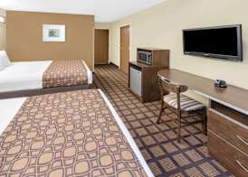 Microtel Inn & Suites by Wyndham Ozark 4