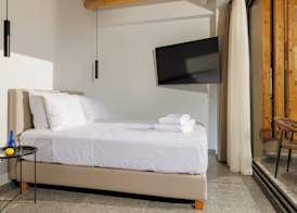 Soho SeaFront Suites 5