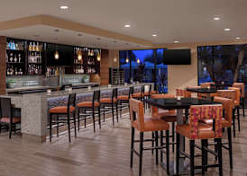 Delta Hotels by Marriott Anaheim Garden Grove 2