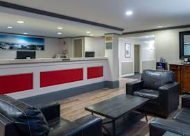 Ramada by Wyndham Juneau 5