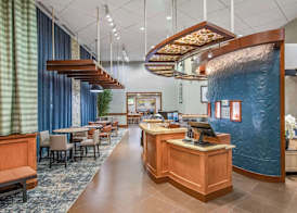 Hyatt Place Riverside Downtown 2