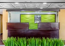Quality Inn & Suites near Robins Air Force Base 2