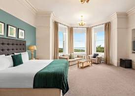 Trenython Manor Resort 4