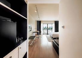 The StandardX, Bangkok Phra Arthit 4
