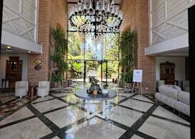 Kentia Apartments 5