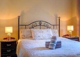 Fallon's B&B 4