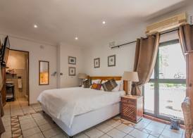 HoneyPot Guesthouse 4