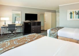 Holiday Inn LONG BEACH AIRPORT by IHG 5