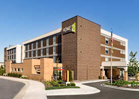 Home2 Suites by Hilton Menomonee Falls Milwaukee 2