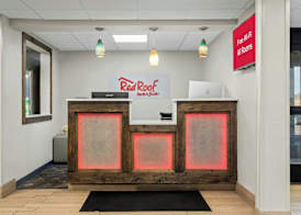 Red Roof Inn & Suites Tomah 4