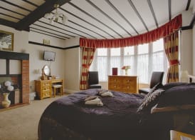 Barons Court 4