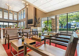 Best Western PLUS Burnaby Hotel 2