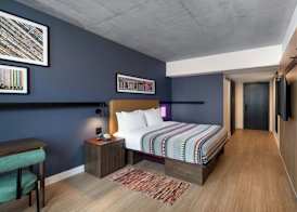 New Moxy Ottawa Downtown 3