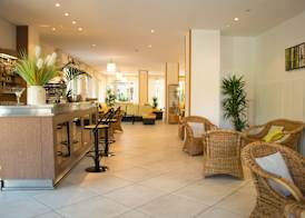 Coast Hotel & Spa - Adults Only 2