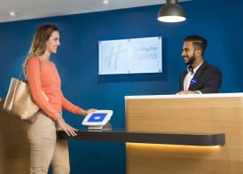 Holiday Inn Express LONDON - PARK ROYAL by IHG 2