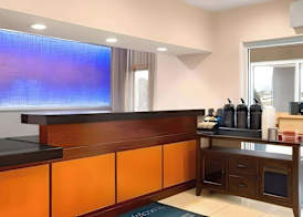 Dubuque Inn and Suites 2