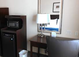 Holiday Inn Express & Suites MARSHALL by IHG 2