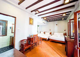 khong kham Hotel 5