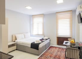 The Red Tent Loft Suites 3