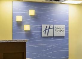 Holiday Inn Express & Suites Burlington - Mount Holly by IHG 2